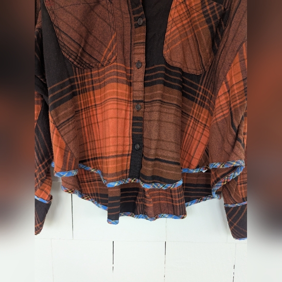 NWOT Urban Outfitters BDG Orange Plaid Flannel Shirt Size Small - Picture 2 of 6